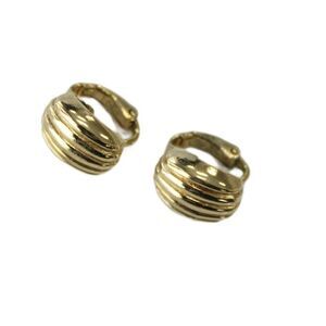 Christian Dior Earring Binaural Clip Type Gold Color Gold Rib Design KW • GY18